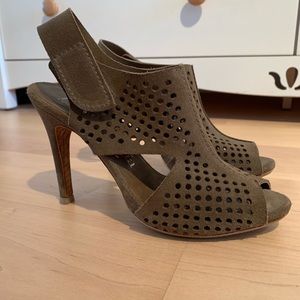 Pedro Garcia Yurity Heels